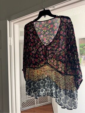 Bila Floral Mixed-Print Layered Tunic - Black, Pink, Cream